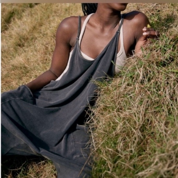 NWOT FREE PEOPLE MOVEMENT HOT SHOT ONESIE - Picture 4 of 6